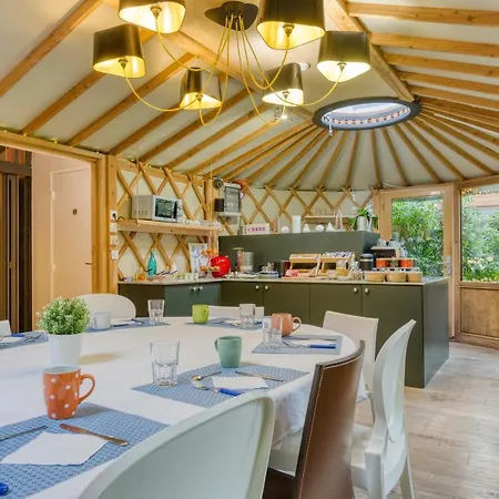 Hotel Du Jeu De Paume Versailles