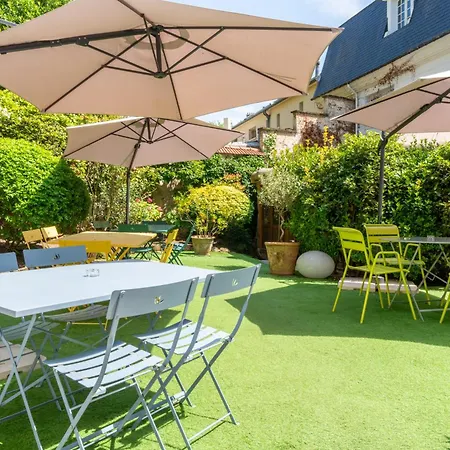 Du Jeu De Paume 3* Versailles