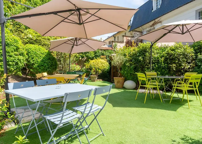 Du Jeu De Paume 3* Versailles